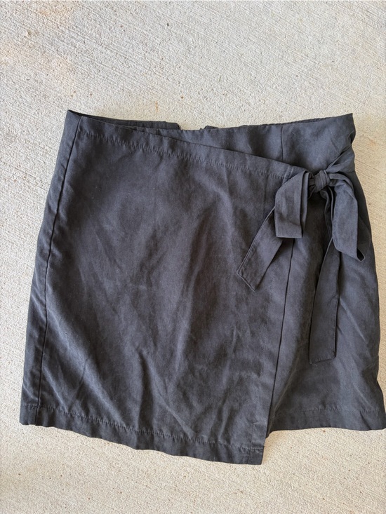 HYFVE Dresses & Skirts - Black wrap skirt- size medium but fits like a small 4/6